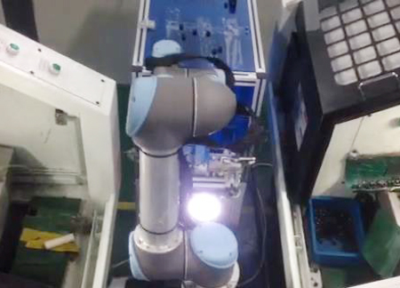 CNC 機(jī)臺(tái)上下料